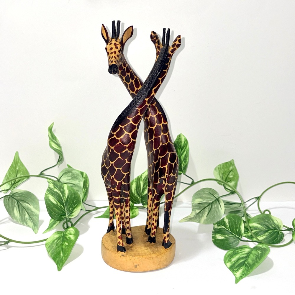 Hand Carved Wooden Giraffe Sculpture Intertwined Necks Hand Painted 12.5" - Picture 11 of 16